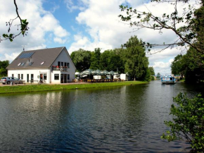 Lenzer Hafen, Amt Malchow